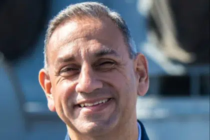 CA-39: Gil Cisneros (D)