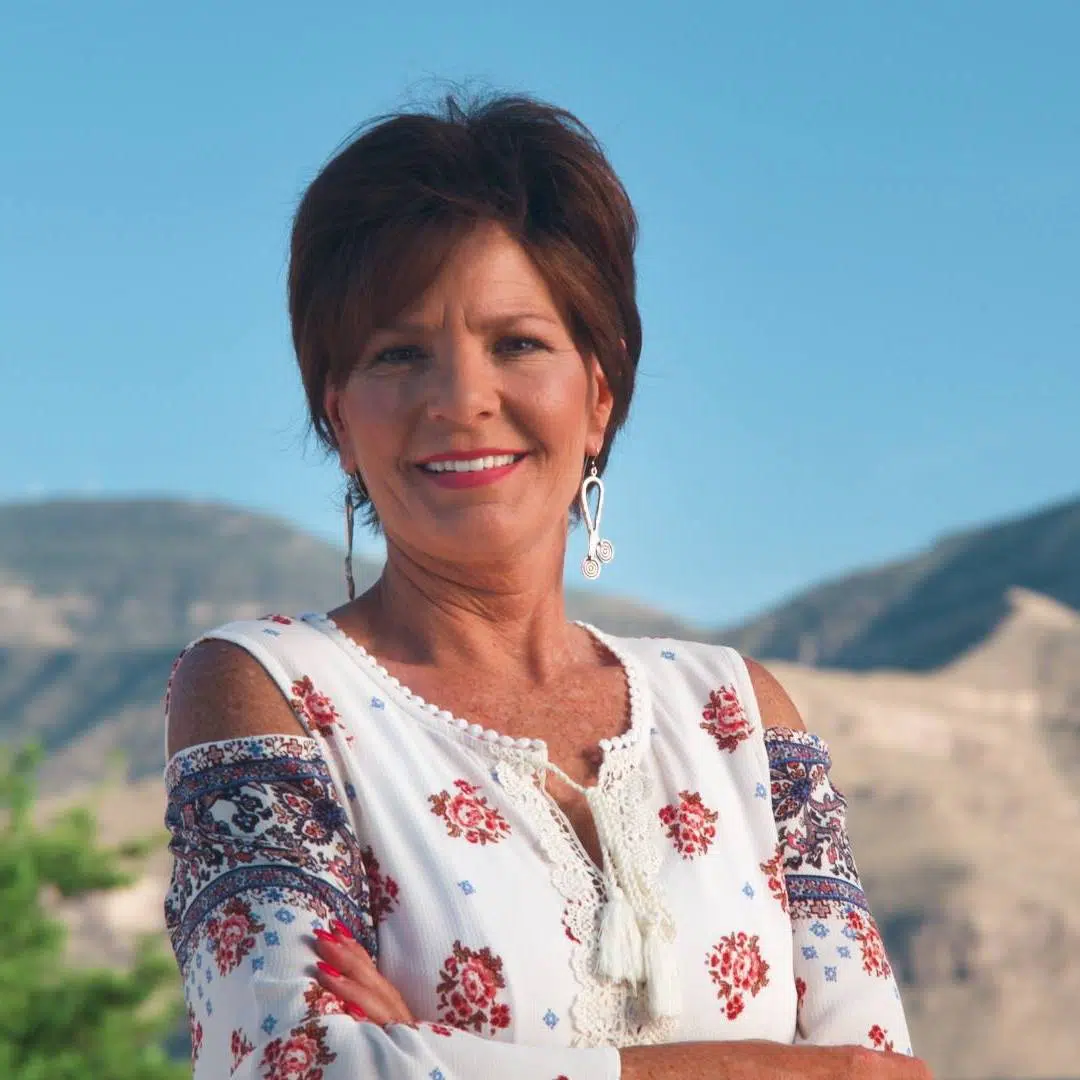 NM-02: Yvette Herrell (R)