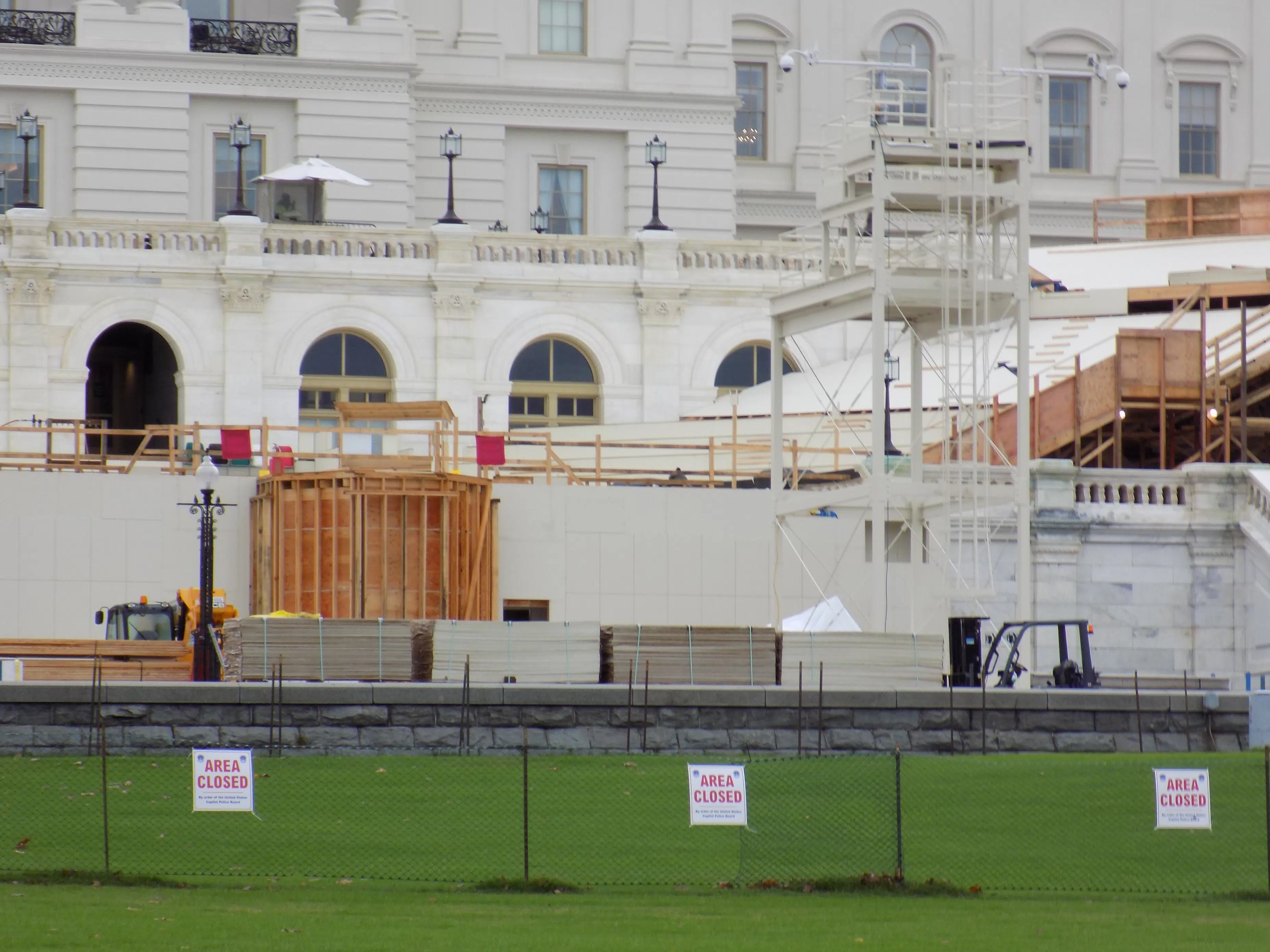 Preparations for Inauguration Continue at Capitol Despite COVID Uncertainty
