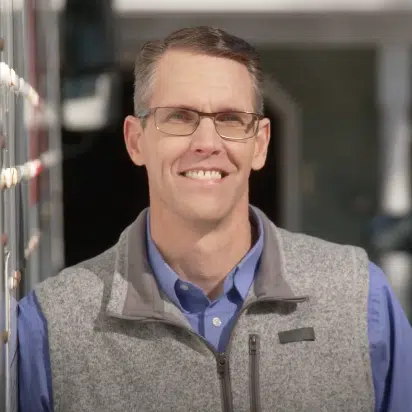 IA-04: Randy Feenstra (R)