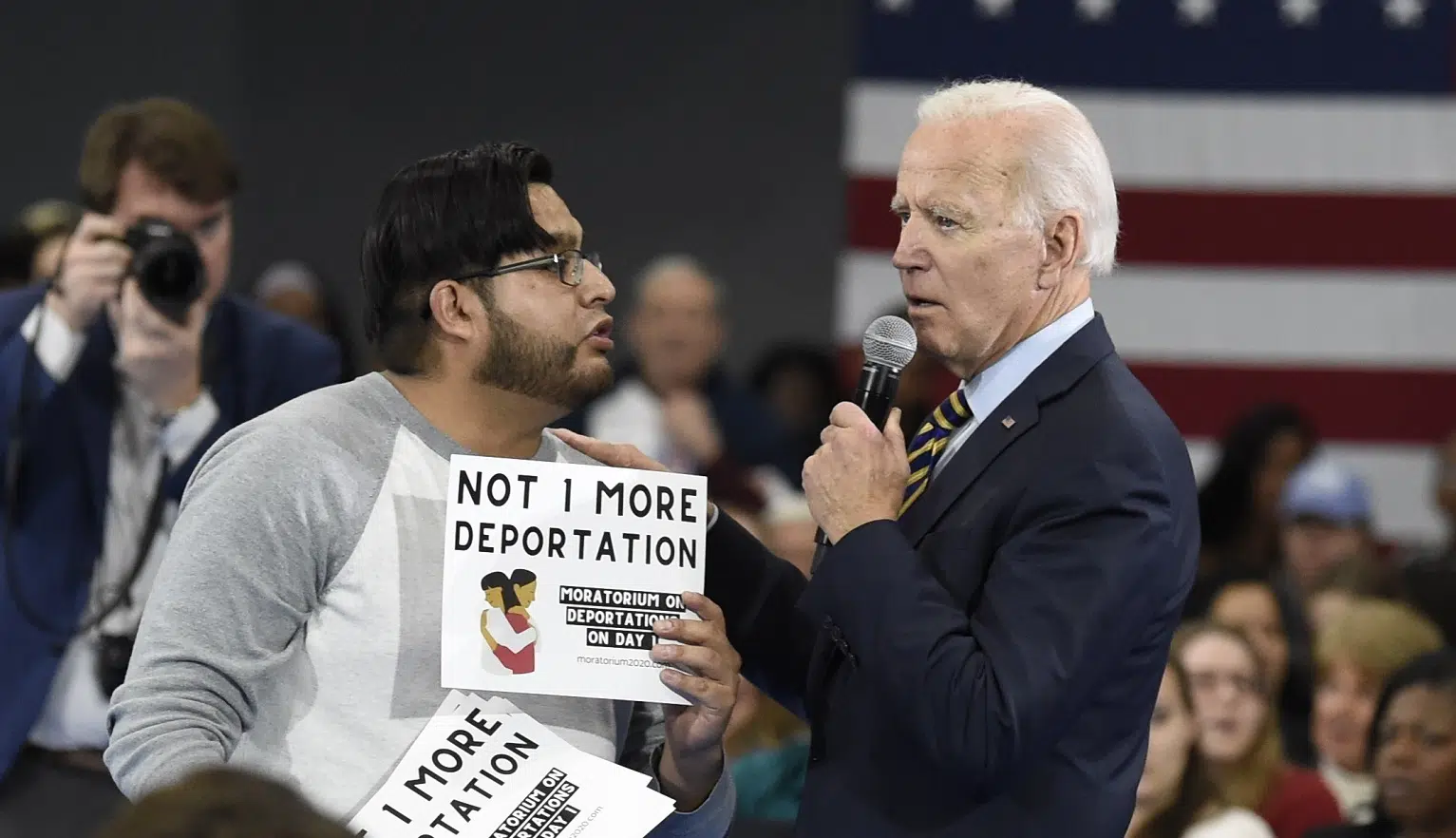 Biden Expands Quick Bid to Undo Trump’s Immigration Policies