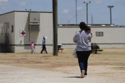 Immigration Bills Face Challenge as Border Crossings Surge