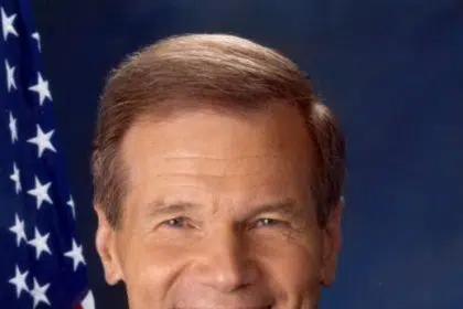 Biden Picks Bill Nelson to Lead NASA
