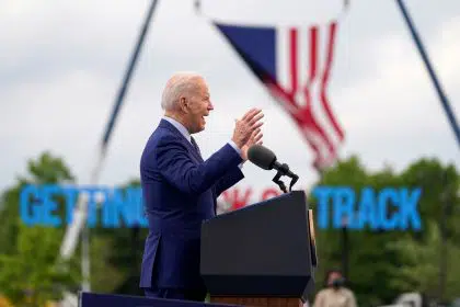 Biden Sells Economic Plan in GA, Calls for Rich to Pay More