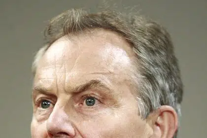 Blair Pushes Plan for Vaccinating the World in US, UK’s ‘Self-Interest’