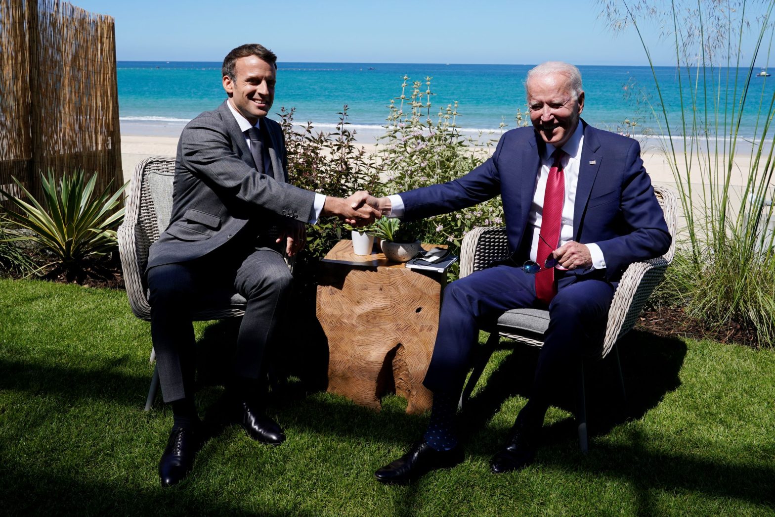 Biden Discusses AUKUS Partnership with Macron Amid ‘Diplomatic Crisis’