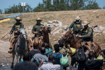 Mass Expulsion of Migrant Border Camp in Texas Underway