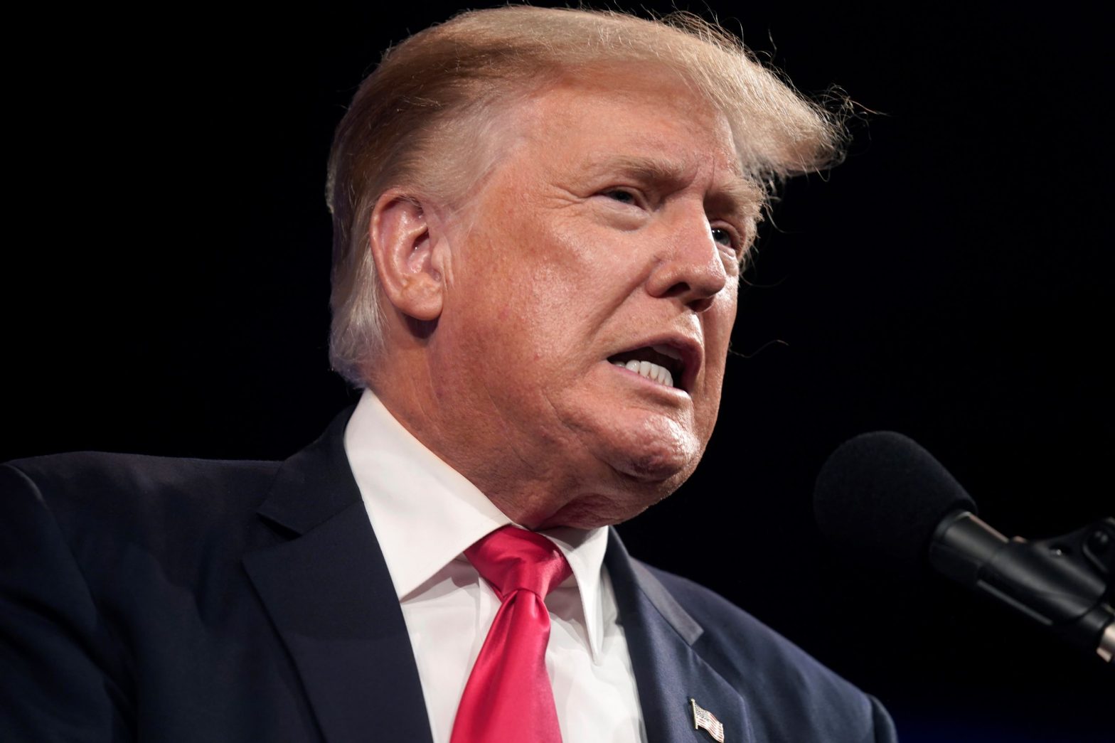 Trump Accuses His Niece and NY Times of Conspiracy for Revealing His Tax Returns