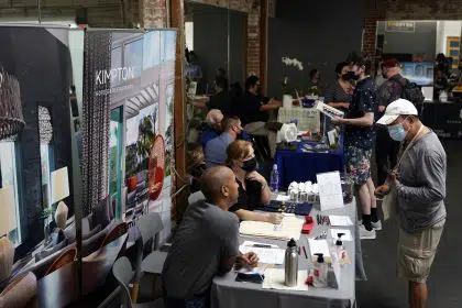 Fewer Americans File for Jobless Claims Last Week