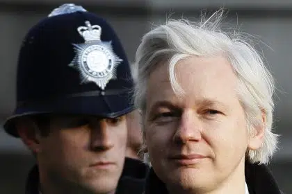 UK Court Allows Assange’s Extradition to US for Spying Case
