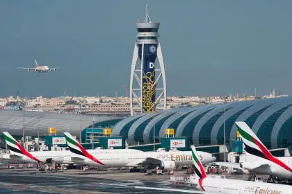 Major Airlines Cancel, Change Flights to US Over 5G Dispute