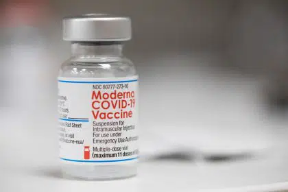 FDA Grants Full Approval for Moderna Vaccine