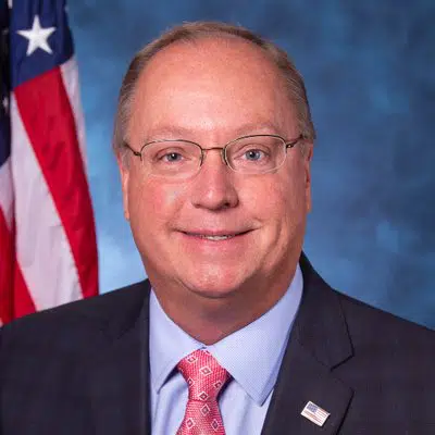 Rep. Hagedorn of Minnesota Dies After Cancer Battle