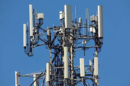 FCC Makes $427M From Spectrum Auction