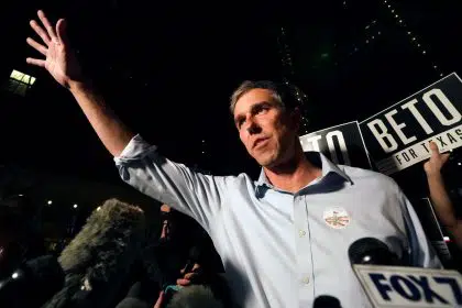 Texas Primary Sets Stage for Abbott-O’Rourke Race, AG Runoffs