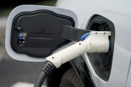 Ford to Run EV, Internal Combustion Divisions Separately