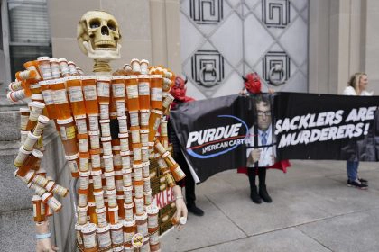 Opioid Crisis Victims to Confront Purdue Pharma’s Owners