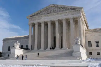 Supreme Court Opts to Let NC, Pennsylvania Maps Stand for 2022 Election