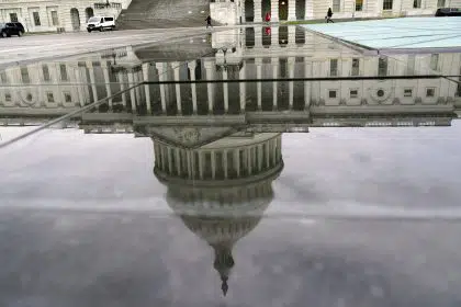 Police Chief: More Officers Needed to Fully Reopen Capitol