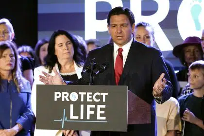 DeSantis Pushing Controversial District Map Ahead of Special Session