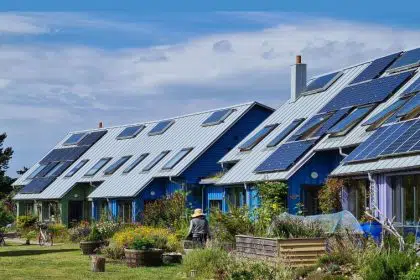 Nations Must Speed Up Shift to Renewables to Stifle Climate Change