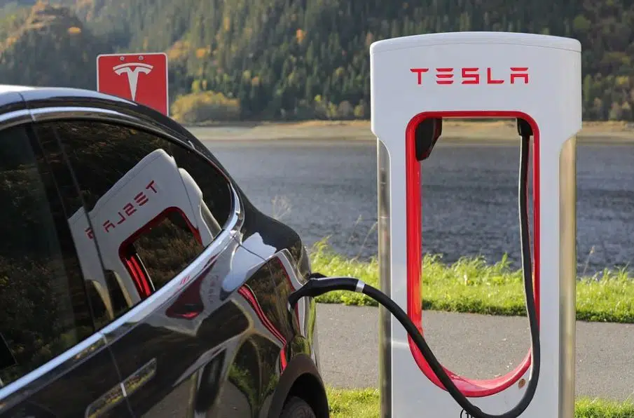 Congress Tries to Keep Pace With Electric Vehicle Market