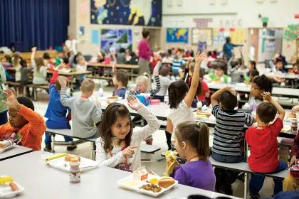 Congress Drops Waiver to Allow Free School Meals for All Students