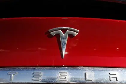 US Has Over 750 Complaints That Teslas Brake for No Reason