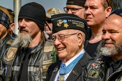 Last WWII Medal of Honor Winner to Lie In State at Capitol