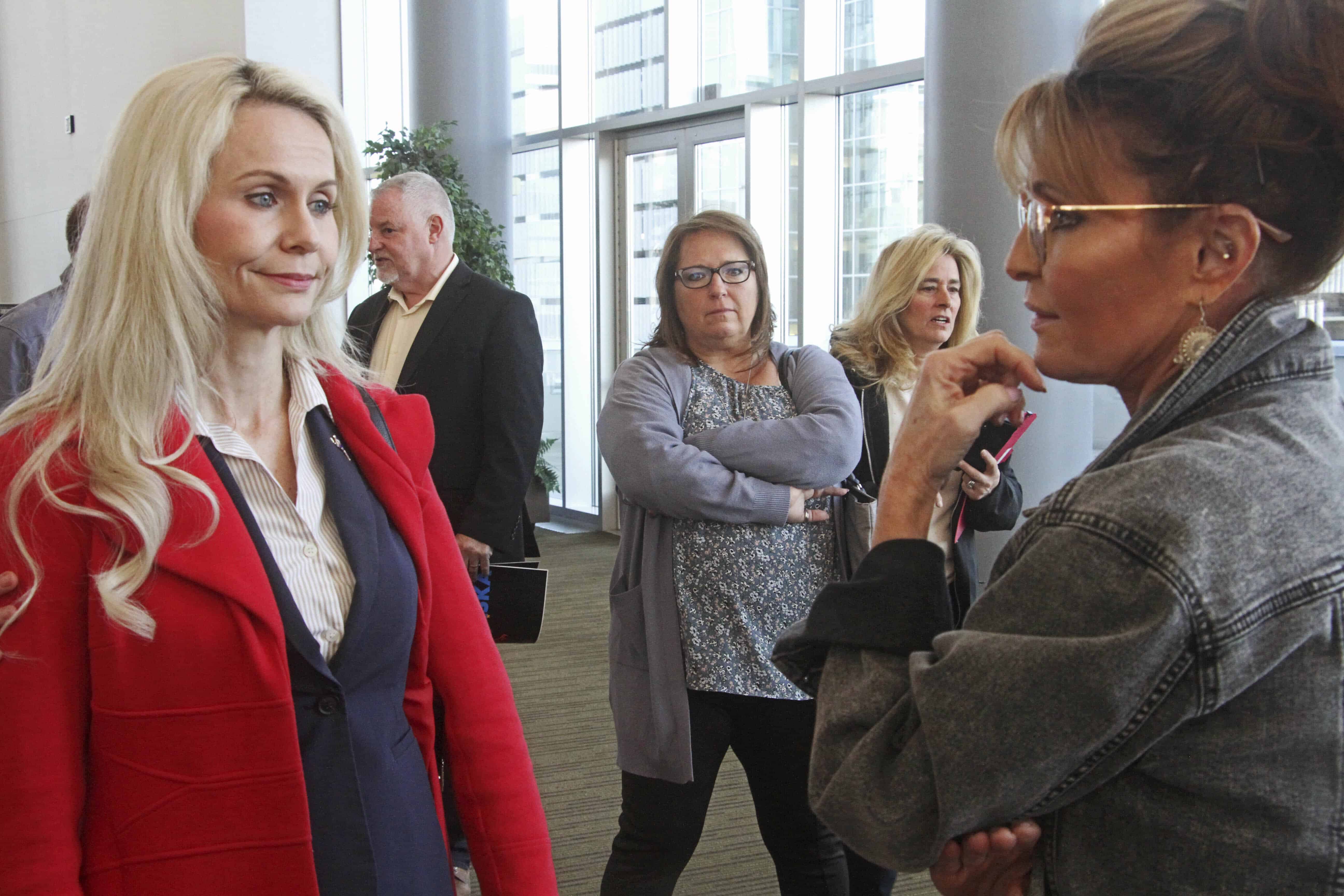 Murkowski Advances in Alaska Senate Race, Palin in House