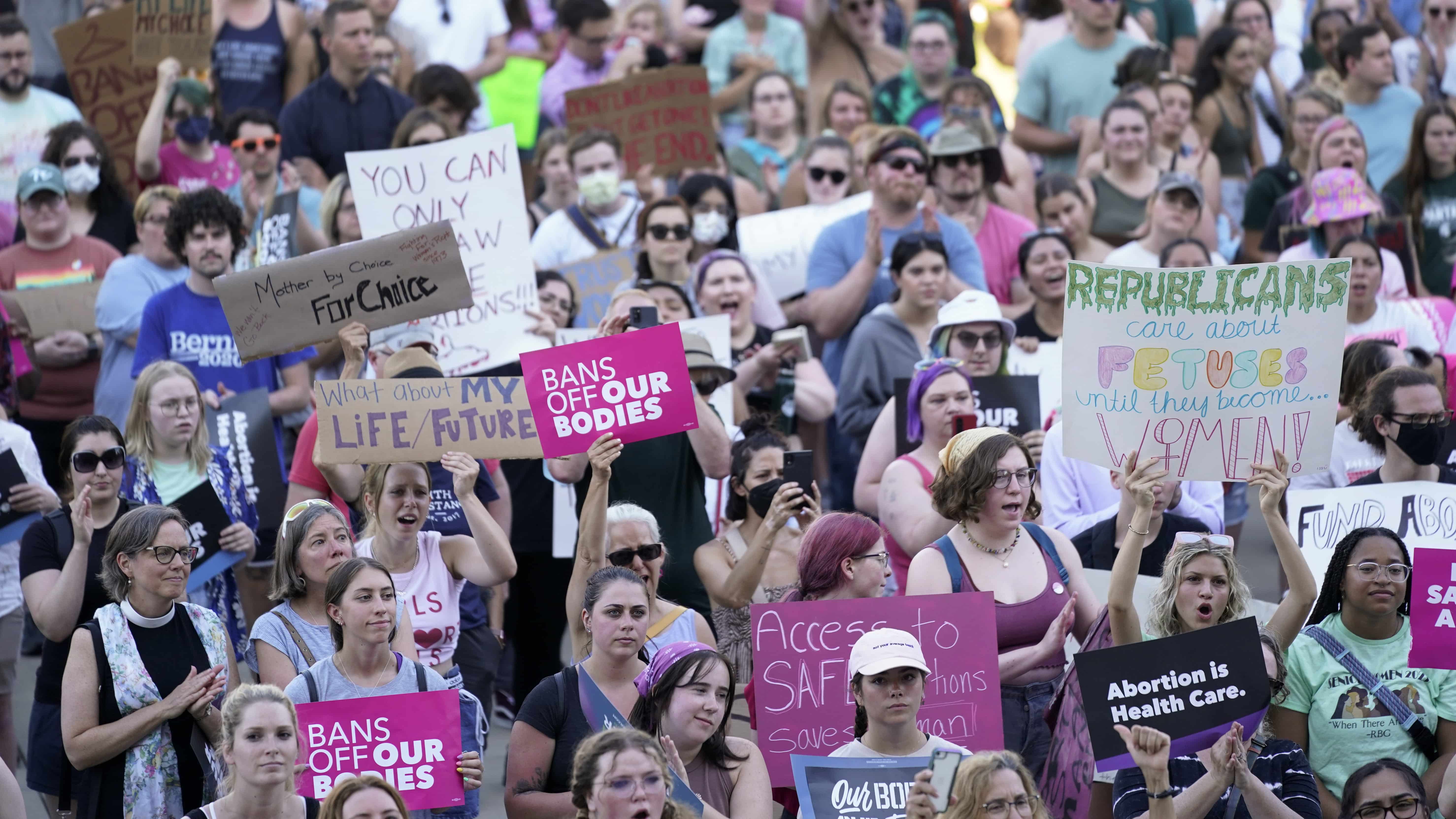 Judge: Prosecutors Cannot Enforce Michigan’s Abortion Ban