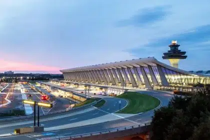 US Redirecting Travelers From Uganda to Five Airports for Ebola Screening
