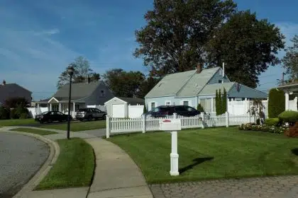 US Home Prices See Sharp Decline