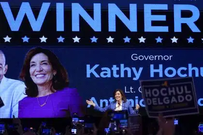 Democrat Kathy Hochul Becomes 1st Woman Elected NY Governor