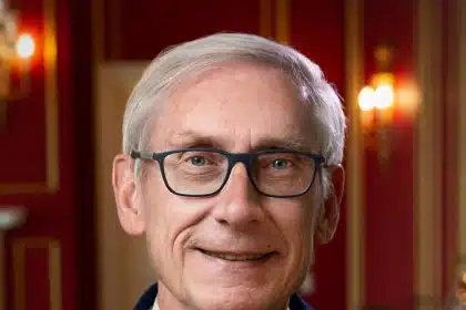 Wisconsin Gov. Highlights Clean Energy Economy Initiatives