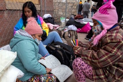 Chief Justice Keeps Title 42 in Place at Border for Now