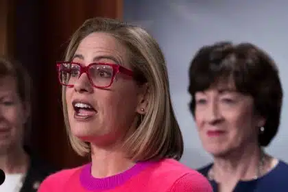 Democratic Sen. Kyrsten Sinema Switches to Independent