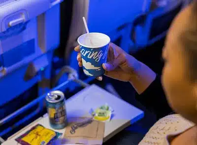 Alaska Airlines Eliminates Plastic Cups on All Flights