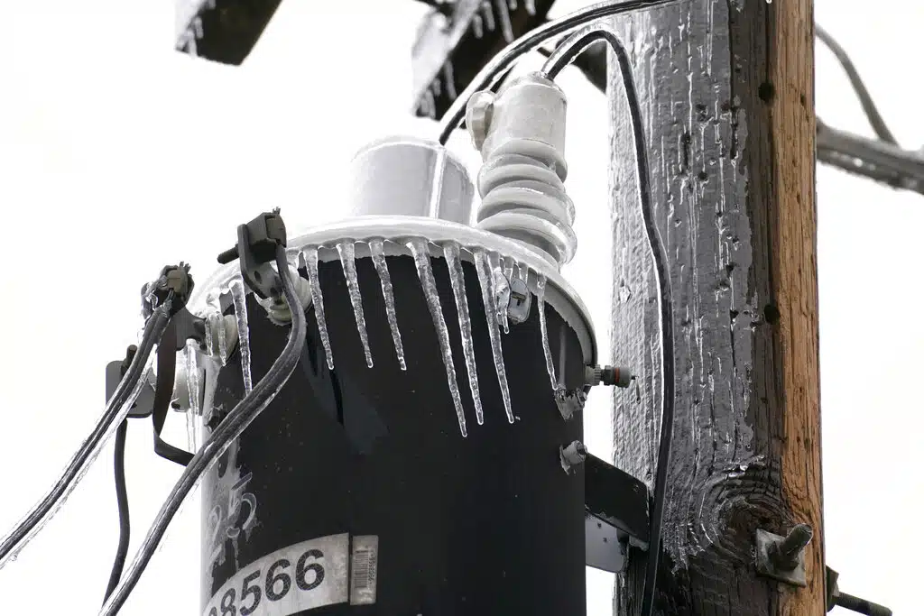 Texas Power Woes Linger as New England Girds for Deep Freeze