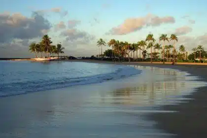 Hawaii to Net $115.5M for Broadband Projects