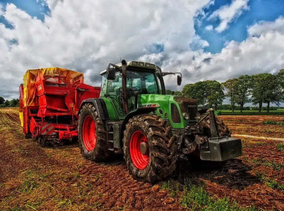 MOUs Expand Right-to-Repair to 70% of Ag Machinery Sold in US